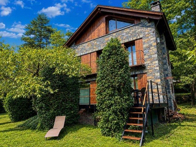 Chalet en venta en Huesca, Huesca