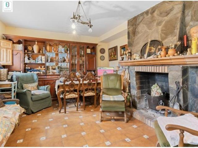 Chalet en Venta en Huetor de Santillan, Granada