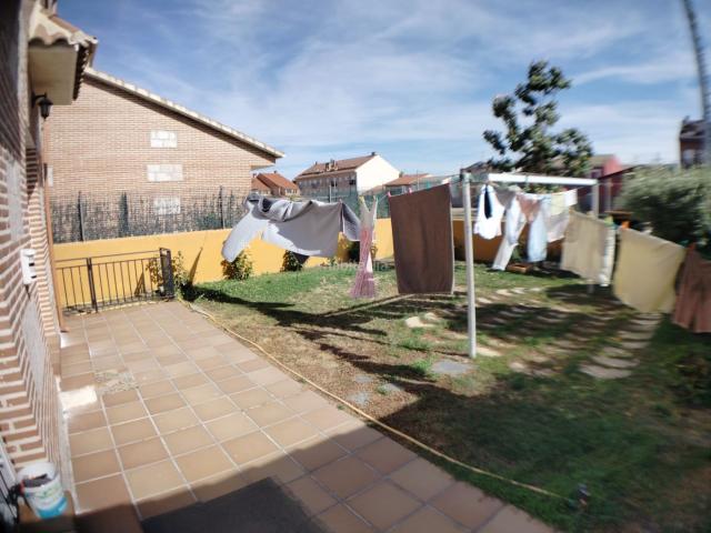 Chalet en venta en Humanes de Madrid. MAGNÍFICO CHALET PAREADO EN PERFECTO ESTADO!. Chalets Humanes de.