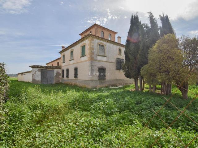 Chalet en venta en Íllora. Palacete Andaluz en Tocón de Íllora. Chalets.