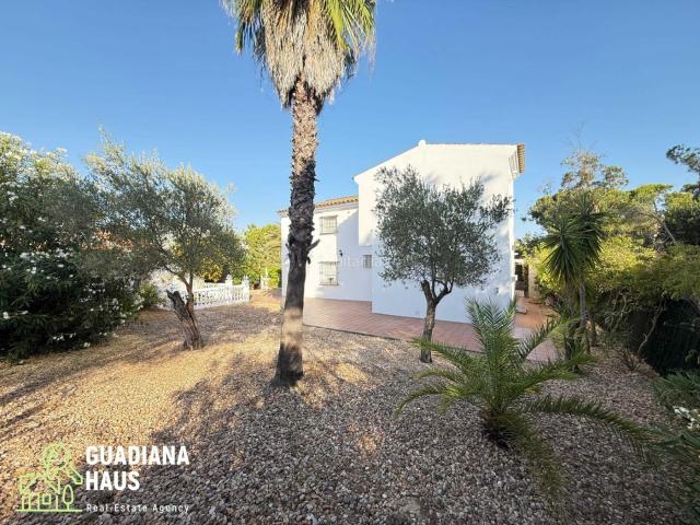 Chalet en venta en Isla Cristina. Chalets Isla.