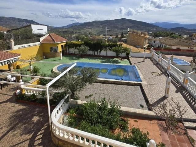 Chalet en venta en Jaén, Puente nuevo