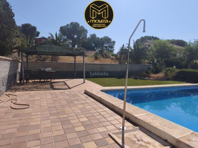 Chalet en venta en Jaén, Puente Tablas Puente Nuevo Cerro Molina. Chalet en venta en Afueras de Jaén Cerromolina, 6 dormitorios. Chalets.
