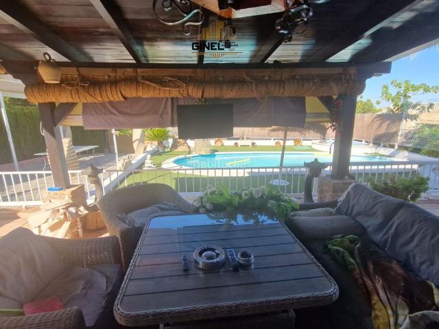 Chalet en venta en Jaén, Puente Tablas Puente Nuevo Cerro Molina. Chalet en venta en Afueras de Jaén La Manseguilla, 7 dormitorios. Chalets.