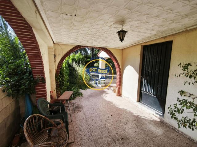 Chalet en venta en Ontinyent, El Llombo. OPORTUNIDAD! SE OFRECE ENCANTADOR CHALET PARA REFORMAR EN ONTINYENT, CON PISCINA Y COCHERA. Chalets.