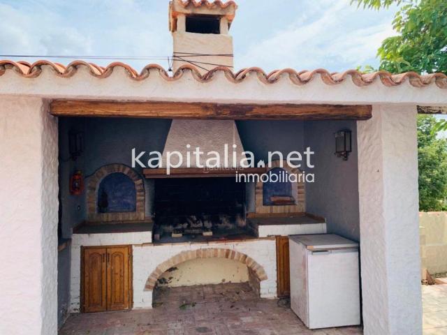 Chalet en venta en Ontinyent, El Pilar. Chalet en venta en Urbanización El Pilar de Ontinyent Valencia. Chalets.