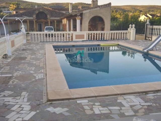 Chalet en venta en Ontinyent, Sant Josep Zona Hospital. Chalet independiente exclusivo en Ontinyent, a un paso del centro. Chalets.