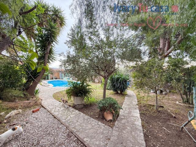 Chalet en venta en Onda. Casa o chalet independiente en venta en calle Las Palmeras. Chalets.
