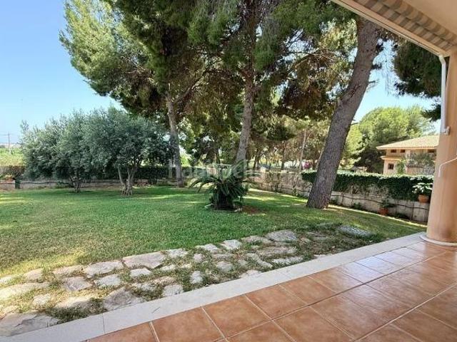 Chalet en venta en Onda. Chalets.