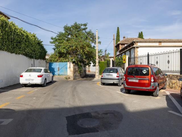 Chalet en venta en Ogíjares. Chalets.