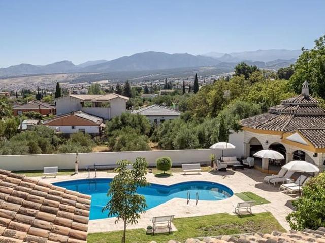 Chalet en venta en Ogíjares, Granada
