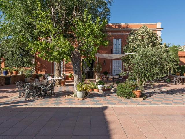 Chalet en venta en Ogíjares. IMPRESIONANTE MANSIÓN EN LOMA LINDA. Chalets.