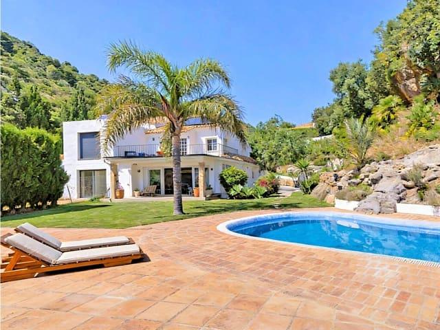 Chalet en venta en Ojen, Málaga Costa del Sol