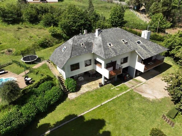 Chalet en venta en Oleiros, A Coruña Rías Altas