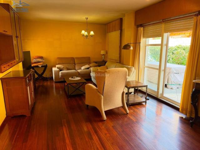 Chalet en venta en Oleiros, Inás. La vida que te mereces en Iñás un refugio exclusivo listo para entrar a vivir. Chalets.