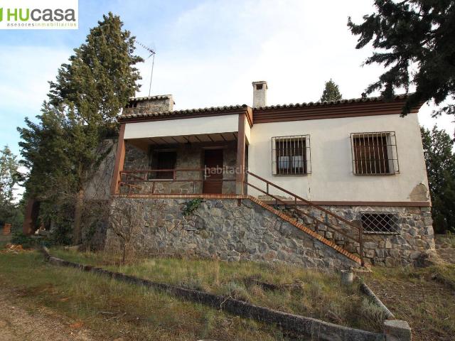 Chalet en venta en Olías del Rey. OLIAS DEL REY 2 FINCAS, 1. CHALET INDEPENDIENTE CON JARDIN, 2. PARCELA CON PISCINA! OPCION DE AMPLIAR 4700 m2 DE PARCELA M. Chalets Olías del.