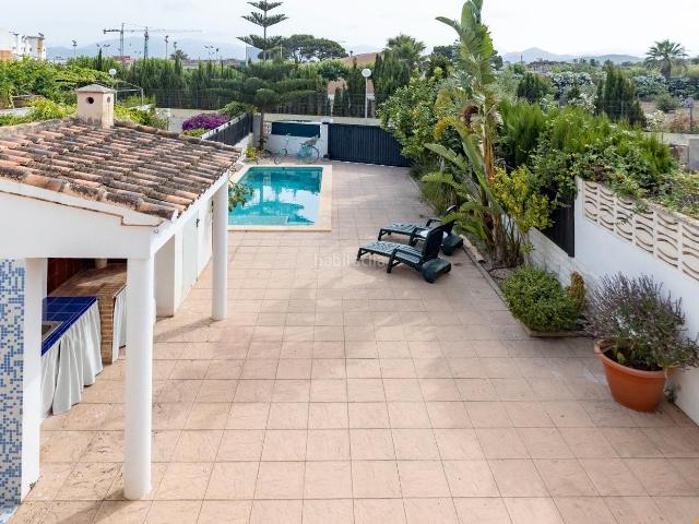 Casa adosada en venta en Oliva, Oliva Nova. CHALET JUNTO AL MAR EN OLIVA. Casas adosadas.