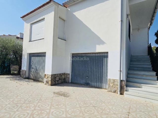 Chalet en venta en Oliva, Oliva Pueblo. NUEVO Y PRECIOSO CHALET EN VENTA EN OLIVA!. Chalets.