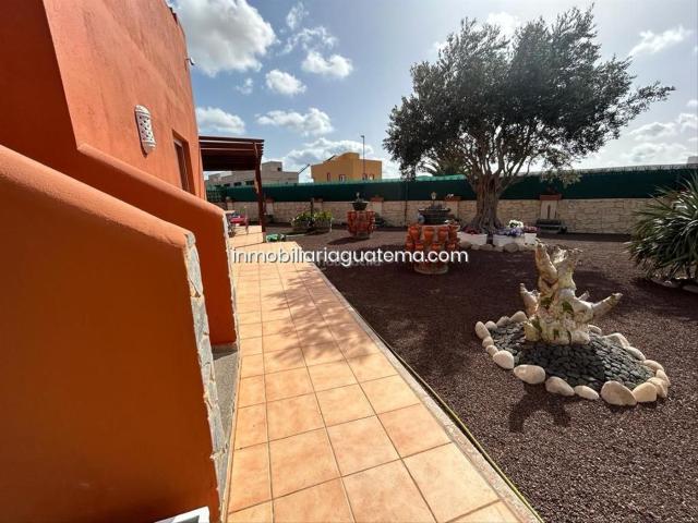 Chalet en venta en Oliva La, Corralejo. CHALET EN VENTA, CORRALEJO. Chalets Oliva.