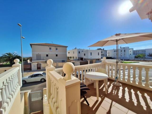 Chalet en venta en Oliva, Playa