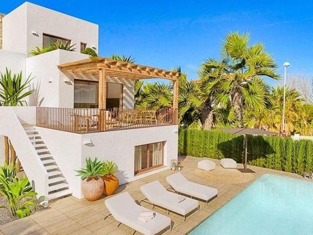 Chalet en venta en Oliva, Valencia Costa Valencia