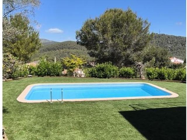 Chalet en venta en Olivella