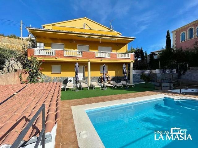 Chalet en venta en Olivella, de 164 m² 4 habitaciones por 360.000