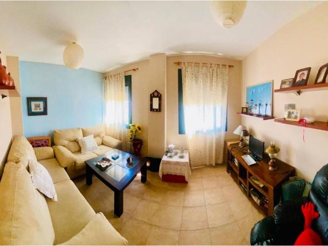 Chalet en venta en Olivenza