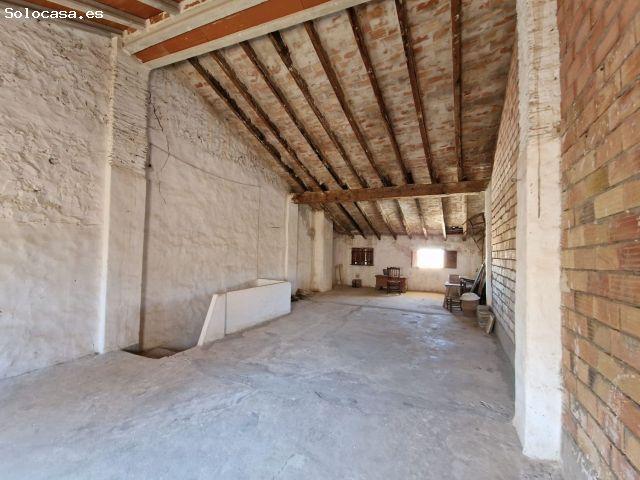 Chalet en Venta en Ollauri, Valencia
