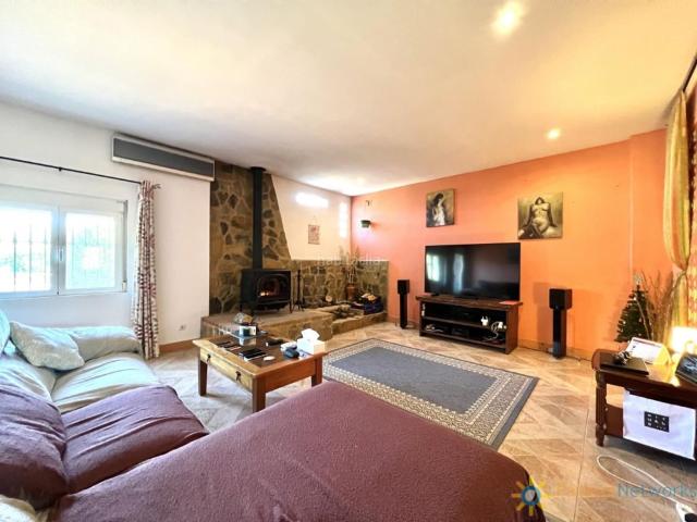 Chalet en venta en Olleria l´. Chalet en venta en L'Olleria. Chalets Olleria.