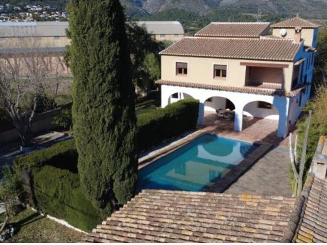 Chalet en Venta en Orba, Alicante