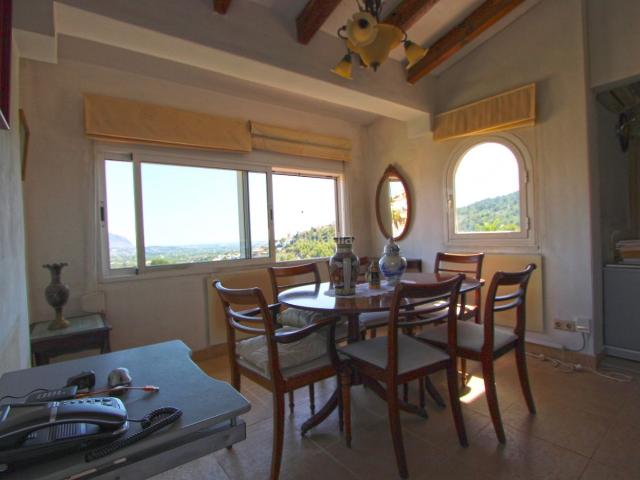 Chalet en venta en Orba. Chalets.