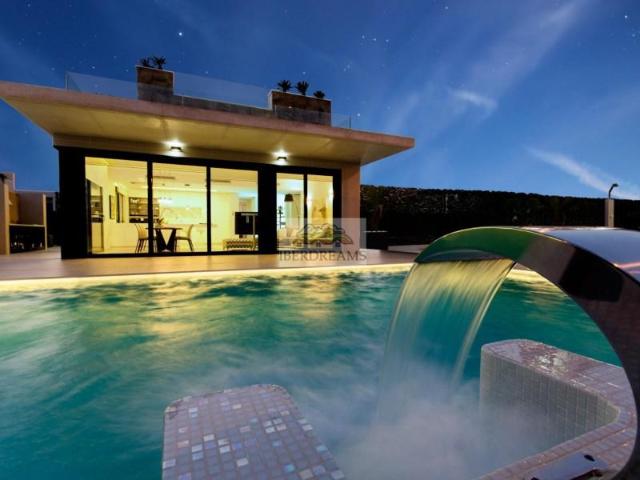 Chalet en venta en Orihuela