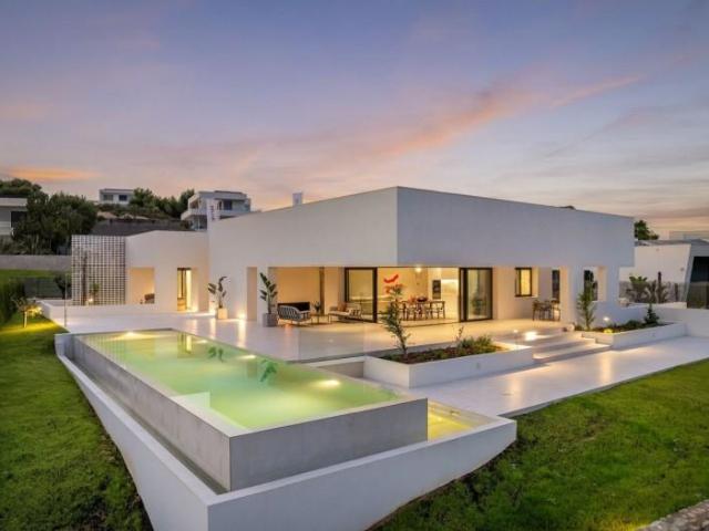 Chalet en venta en Orihuela Costa