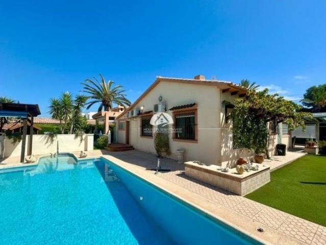 Chalet en venta en Orihuela Costa, Cabo Roig La Regia