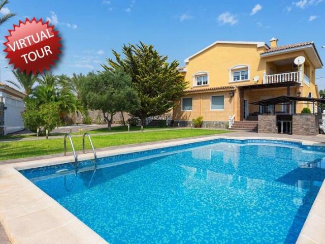 Chalet en venta en Orihuela Costa, Cabo Roig