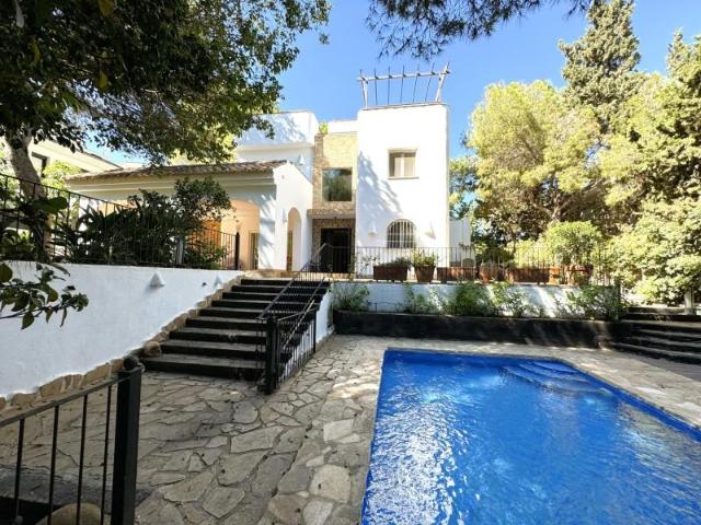 Chalet en venta en Orihuela Costa, Campoamor