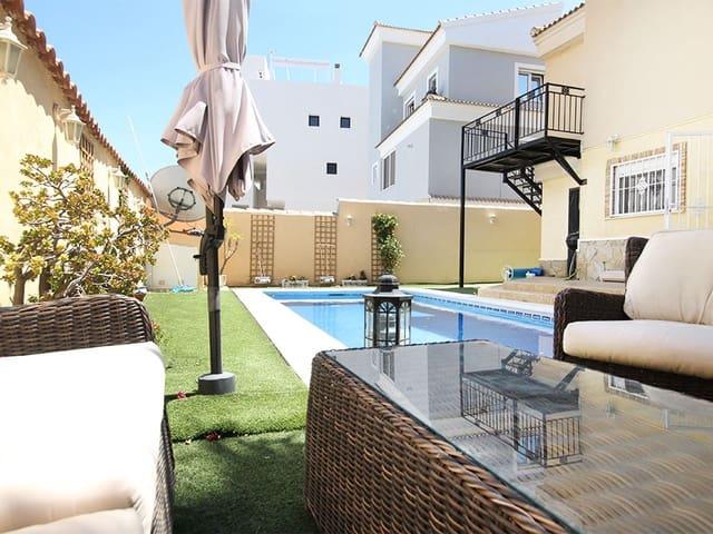 Chalet en venta en Villamartin, Alicante Costa Blanca