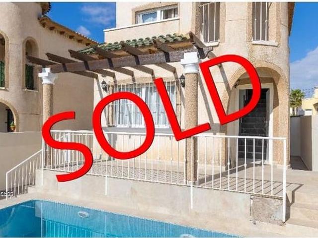 Chalet en venta en Orihuela Costa, Alicante Costa Blanca