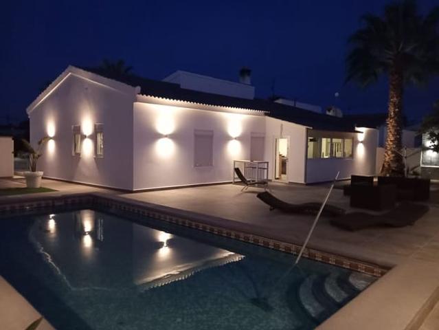 Chalet en venta en Orihuela Costa, Alicante Costa Blanca