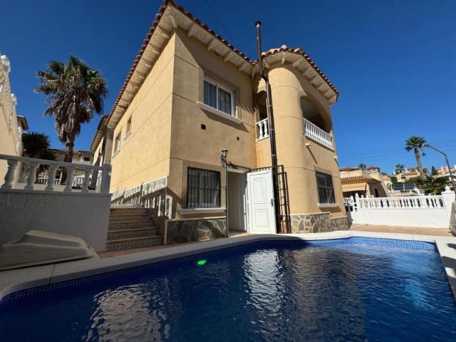 Chalet en venta en Orihuela Costa, Lomas de Campoamor Las Ramblas