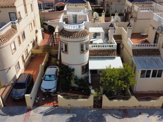 Chalet en venta en Orihuela Costa, Los Almendros La Florida