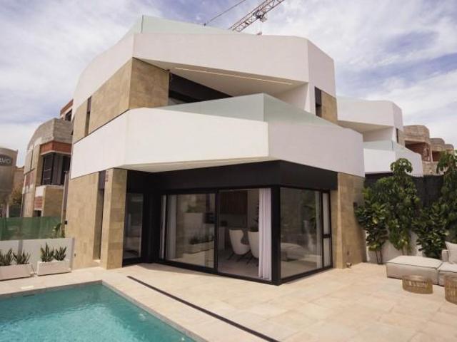 Chalet en venta en Orihuela Costa, La Florida