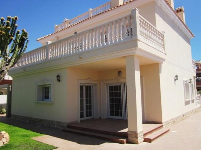 Chalet en venta en Orihuela Costa, La Zenia