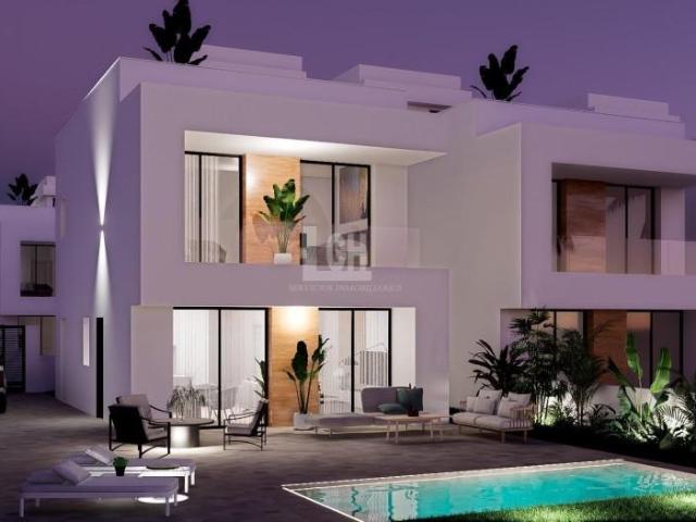 Chalet en venta en Orihuela Costa, La zenia