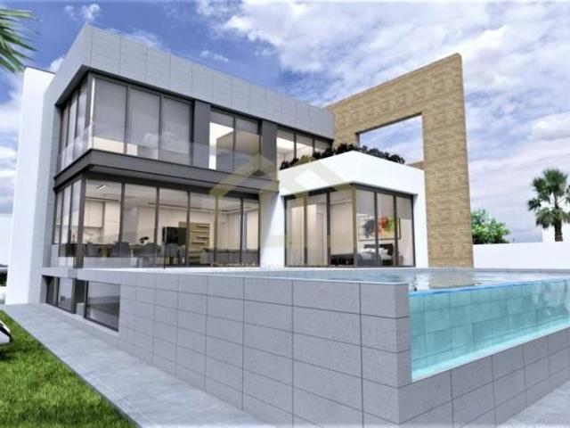 Chalet en venta en Orihuela Costa, La zenia