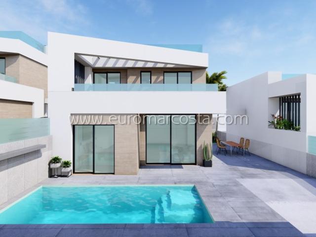 Chalet en venta en Orihuela Costa, LAS FILIPINAS