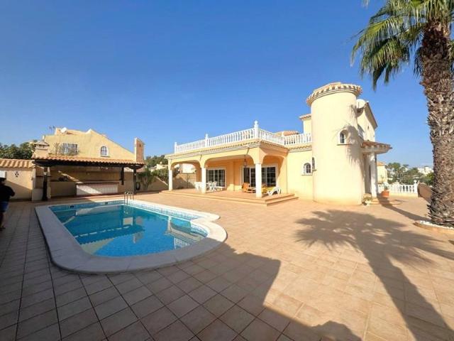 Chalet en venta en Orihuela Costa, Playa Flamenca