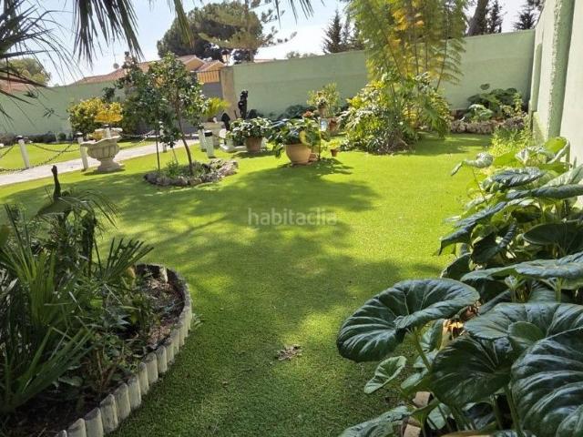 Chalet en venta en Orihuela, Campoamor. Chalets.