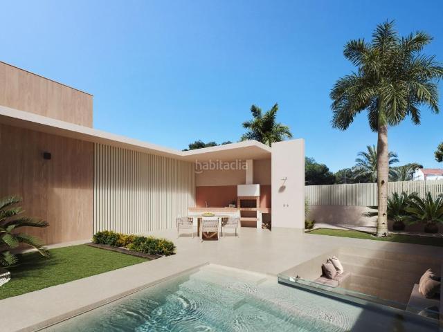 Chalet en venta en Orihuela, Campoamor. Cristal Sea II Villa Oeste villas de lujo. Chalets.